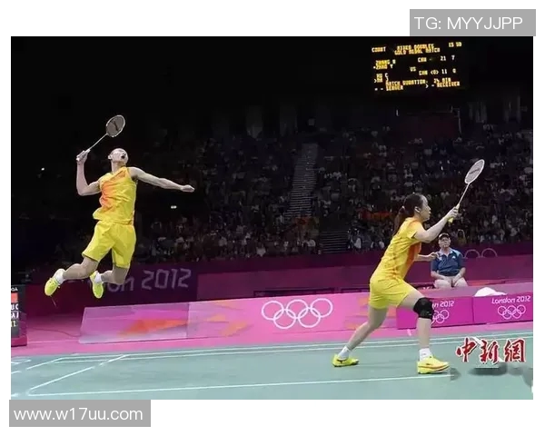 重庆羽毛球队在锦标赛中的默契配合与战术分析探讨